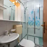 Moonvidal Residence With Big Private Swimming Pool And Free Parking
