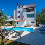 アパート Moonvidal With Big Private Swimming Pool And Free Parking *