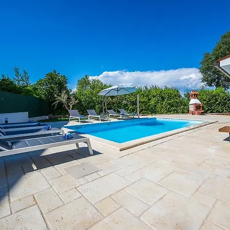 Big Swimming Pool Moonvidal Pula