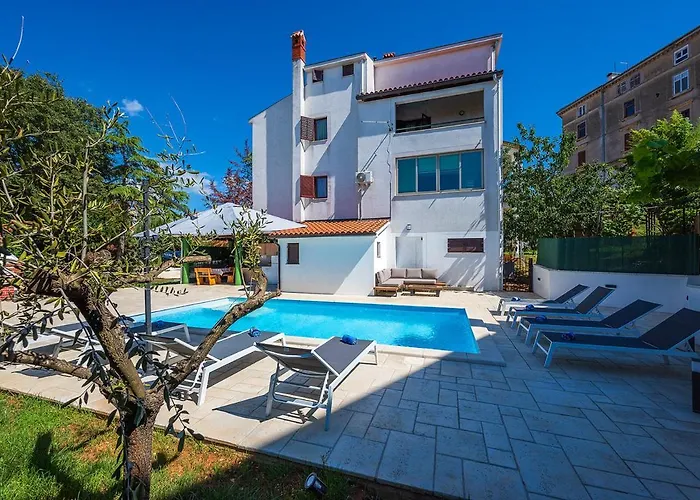 Big Swimming Pool Moonvidal Апартаменты Пула