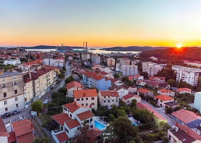 Big Swimming Pool Moonvidal Апартаменты *