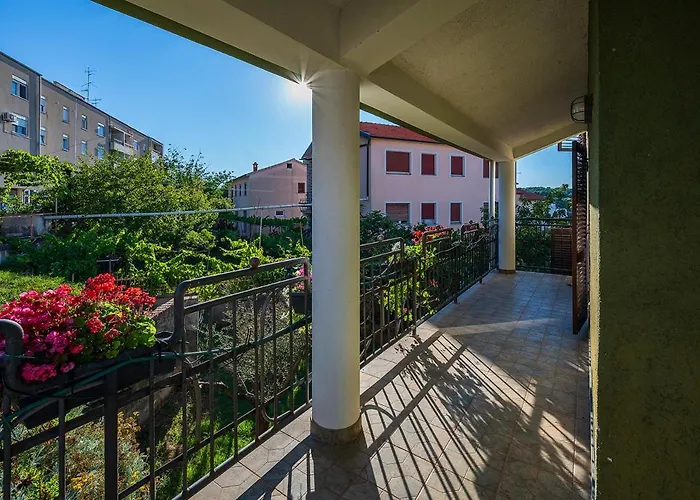 Big Swimming Pool Moonvidal Apartamento Pula