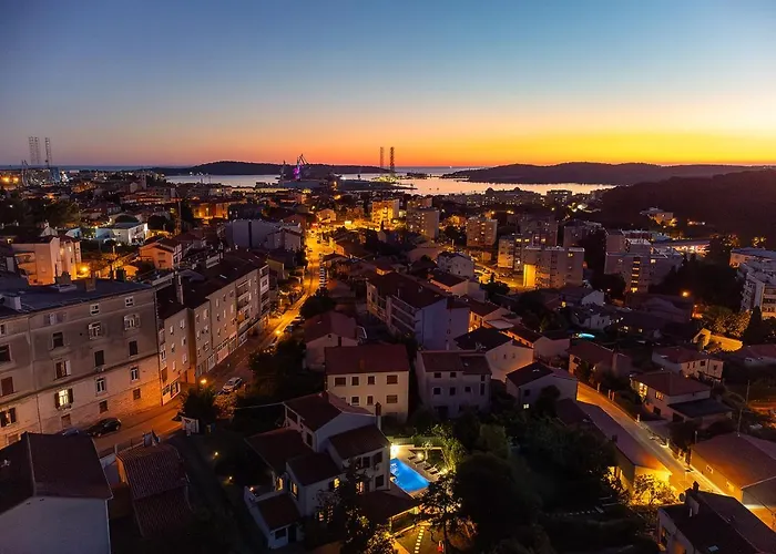 Big Swimming Pool Moonvidal Апартаменты *