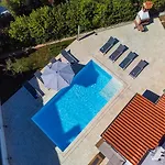 Big Private Swimming Pool Moonvidal Daire *
