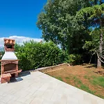 Διαμέρισμα Moonvidal With Big Private Swimming Pool And Free Parking