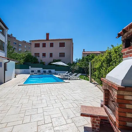 Apartment Big Swimming Pool Monvidal *