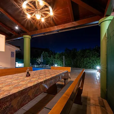 Apartment Big Swimming Pool Monvidal Pula