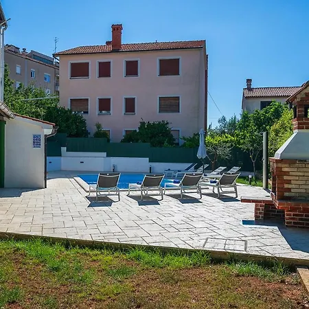 Apartment Big Swimming Pool Monvidal *