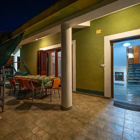 Apartment Big Swimming Pool Monvidal Pula