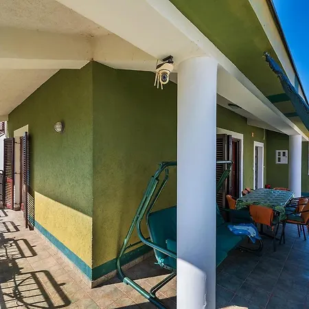 Apartment Big Swimming Pool Monvidal
