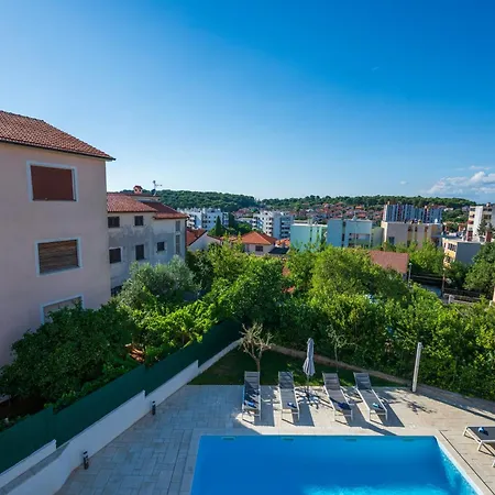 Moonvidal With Big Private Swimming Pool And Free Parking Lejlighed Pula