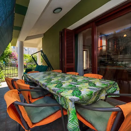 Moonvidal With Big Private Swimming Pool And Free Parking * Pula