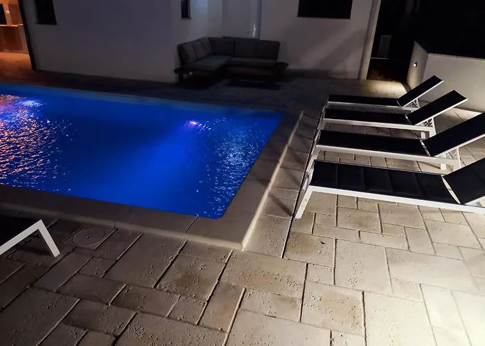 아파트 Big Private Swimming Pool Moonvidal