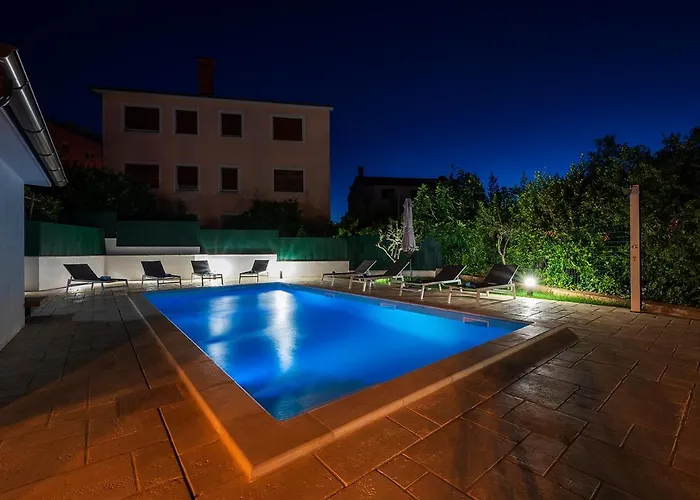 Big Private Swimming Pool Moonvidal 아파트 풀라